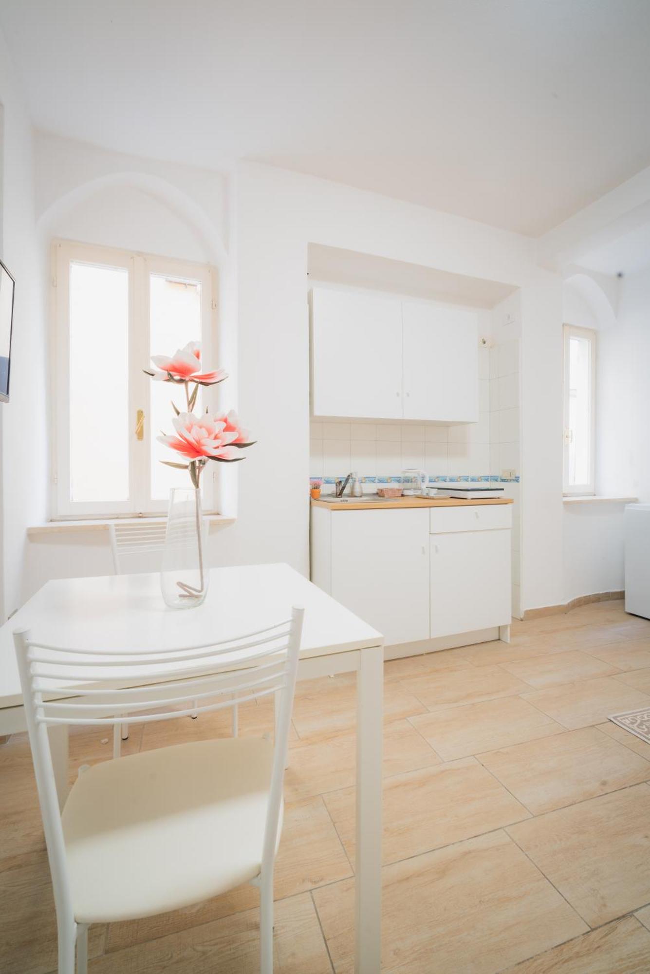 Suite "Castello" Del Garda - Apt Per Coppie Garda Desenzano del Garda Ngoại thất bức ảnh